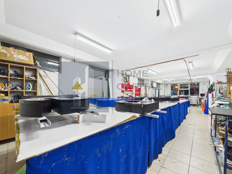 Spatiu comercial 726 mp  ideal pentru productie, birouri sau showroom