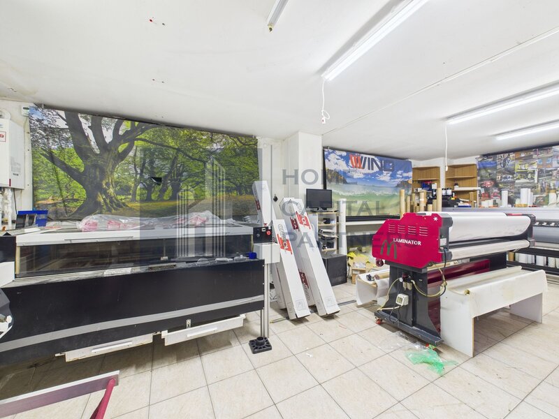 Spatiu comercial 726 mp  ideal pentru productie, birouri sau showroom